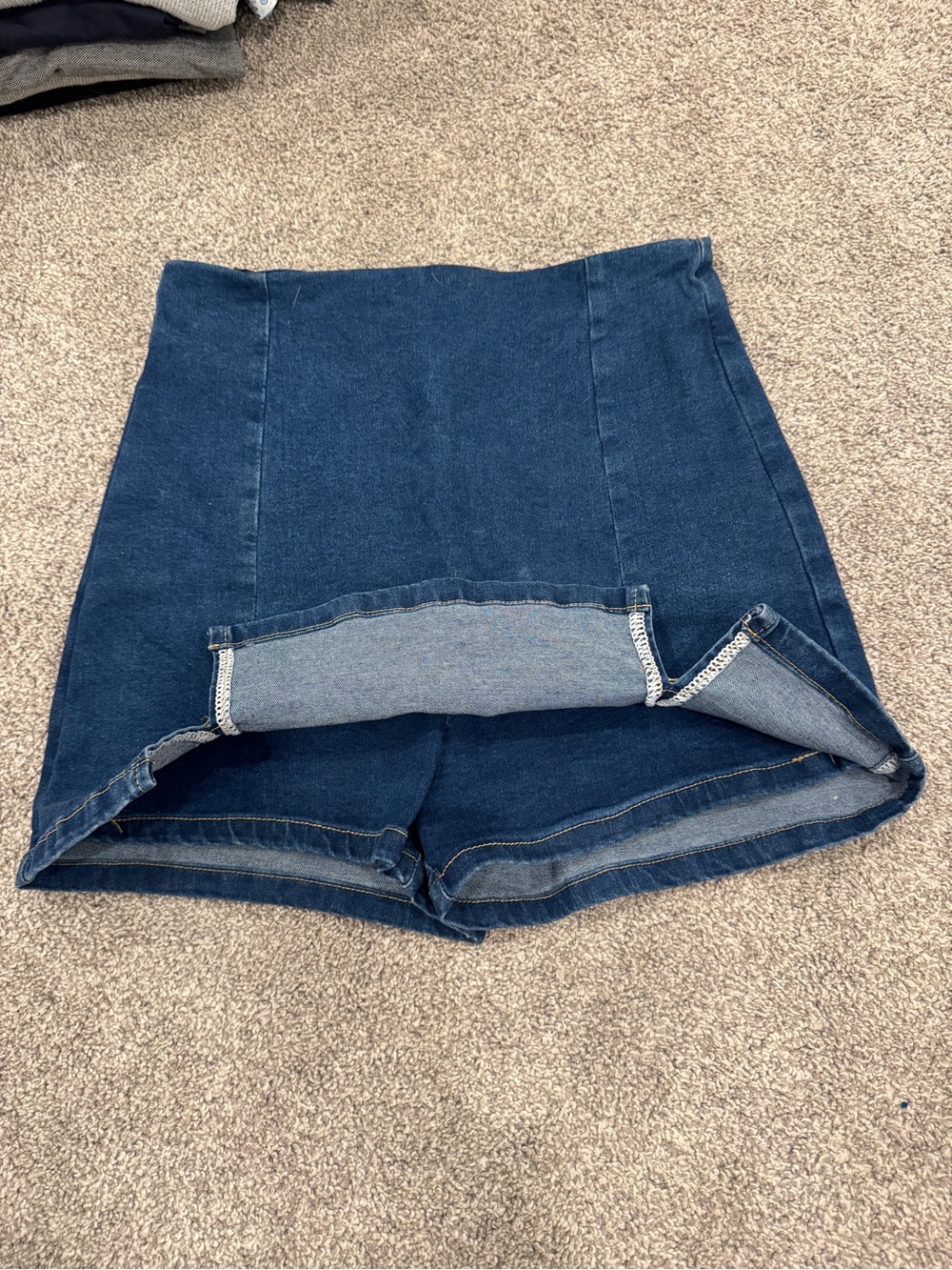 Denim Mini Skort | Size Small | Stretch | Amazon Boutique Style - Picture 3 of 5